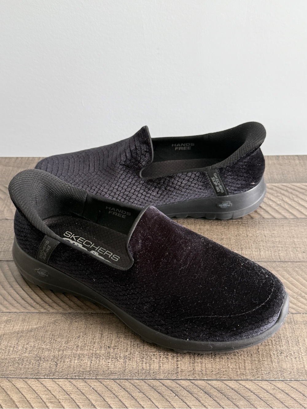Skechers Women's Go Walk Joy Slip-Ins Size 8